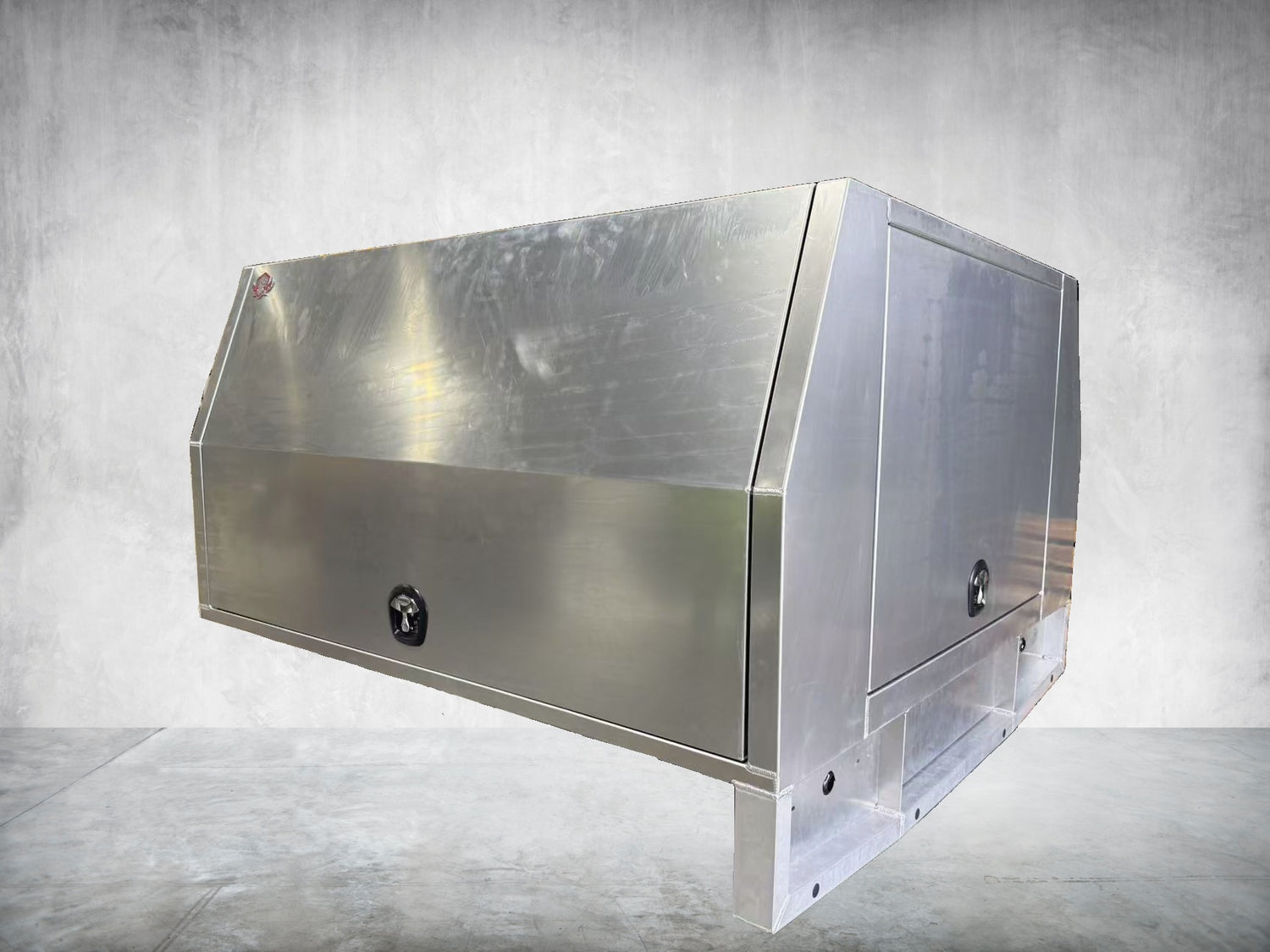 LX series 1800*1860*1000 service body 2 door with flush floor